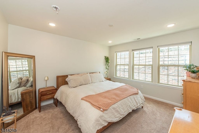 Kensington Square - Residential