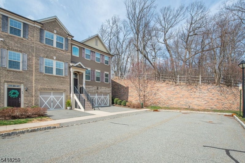 Kensington Square - Residential