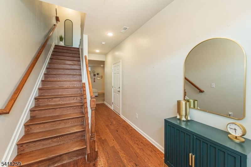 Kensington Square - Residential