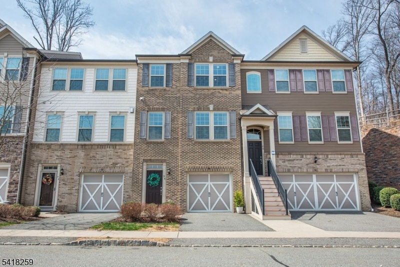 Kensington Square - Residential