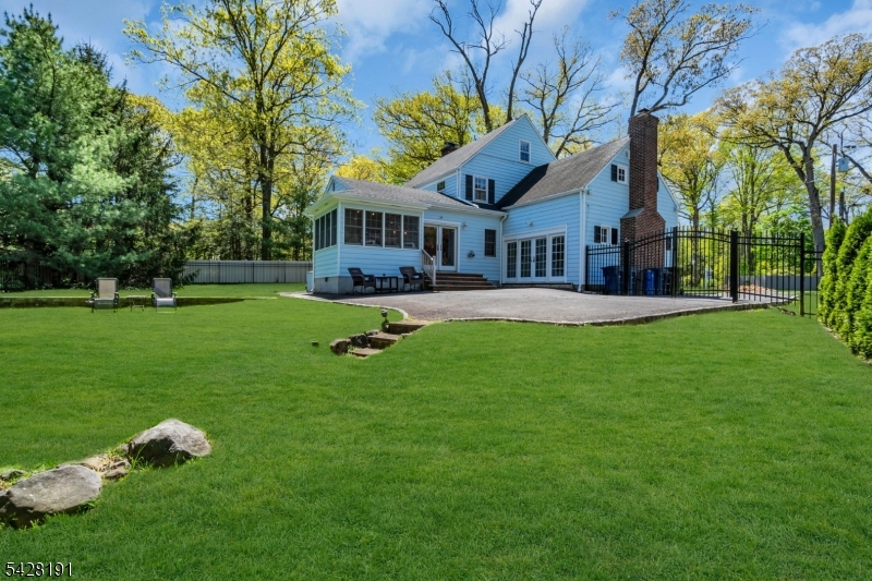Sleepy Hollow - Residential