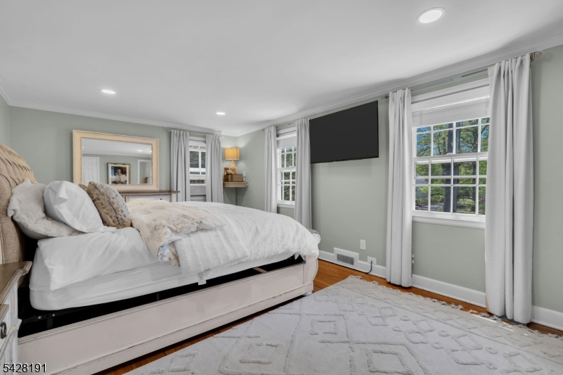 Sleepy Hollow - Residential