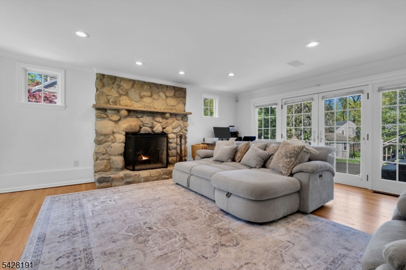 Sleepy Hollow - Residential
