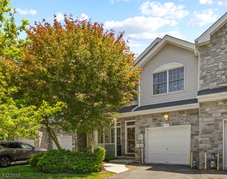 Mazdabrook Commons - Residential