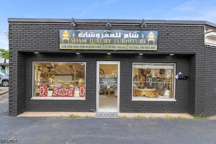 Photo 1 of 17 — 141 Mountainview Blvd, Wayne Twp., NJ 07470