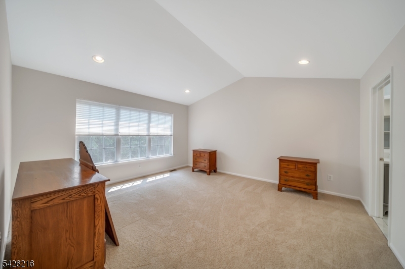 Summit Falls - Residential