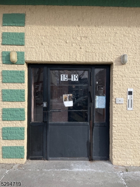 15-19 Stone Street