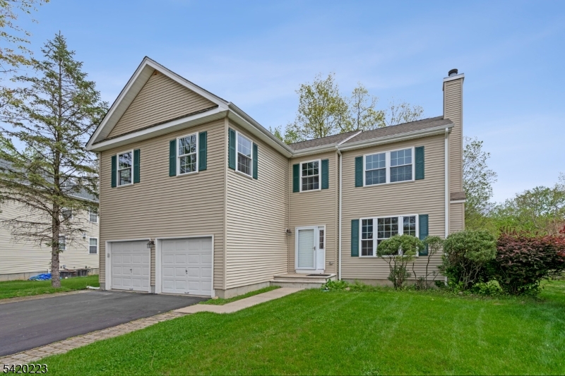 Brook Hollow Estates - Residential