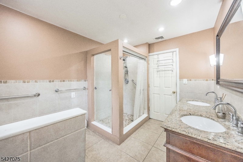 Lake Hiawatha - Residential