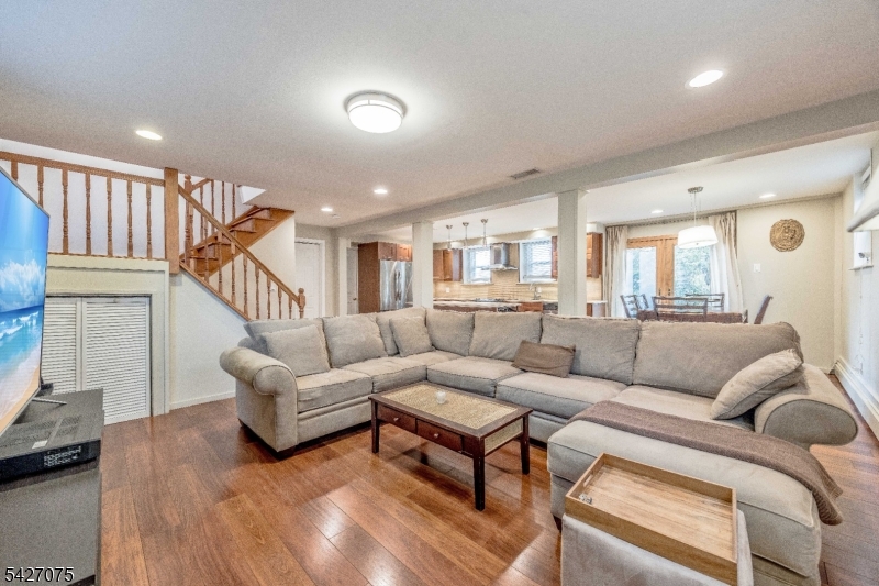 Lake Hiawatha - Residential