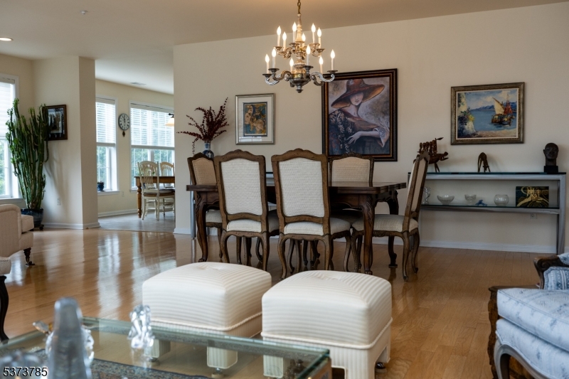 FOX HILLS - Residential