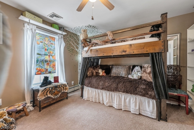 Cozy Lake - Residential