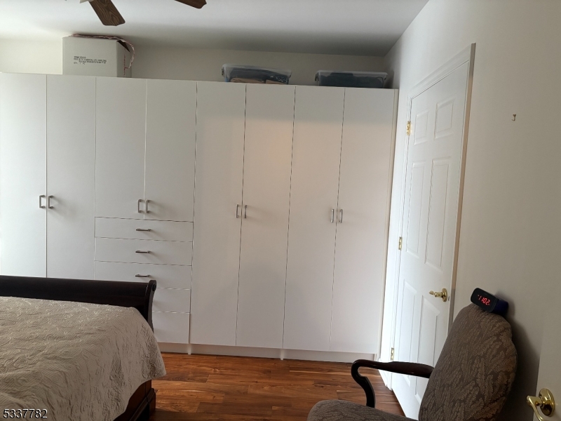 Rockaway Twp., New Jersey 07866, United States, 1 Bedroom Bedrooms, ,1 BathroomBathrooms,Residential,Pending,5113