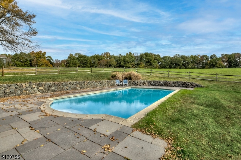 Hunt Country - Residential