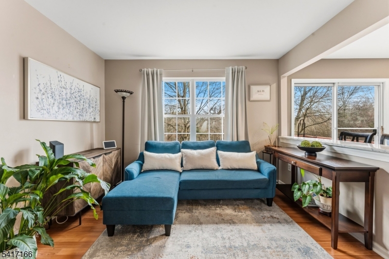 Crestmont Manor - Residential