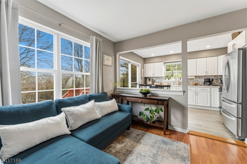 Crestmont Manor - Residential