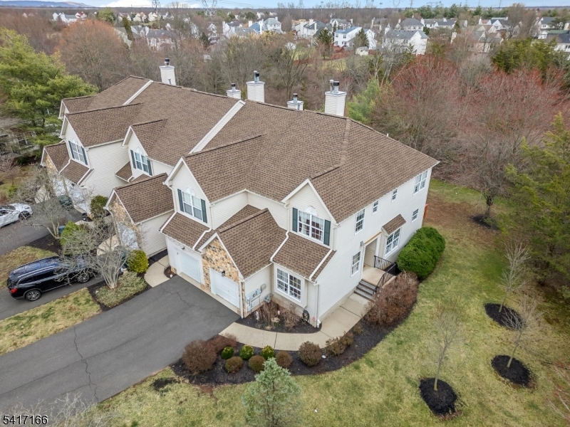 Crestmont Manor - Residential