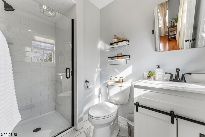 Crestmont Manor - Residential