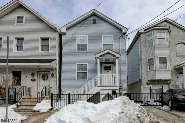 188 PENNINGTON ST, NEWARK, NJ 07105 - Image b916422dede4e0baa246bc911750cc02/1664029375