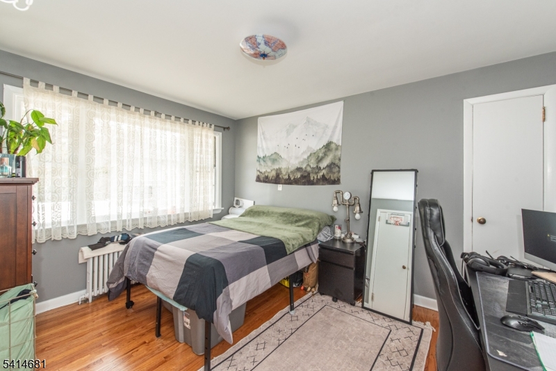 Pines Lake - Residential Lease