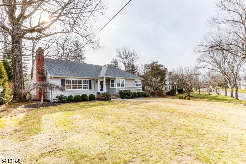 Poet Section - Residential Lease