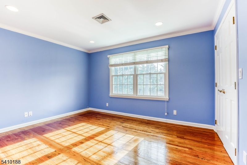 Poet Section - Residential Lease