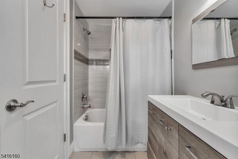 Redwood - Residential