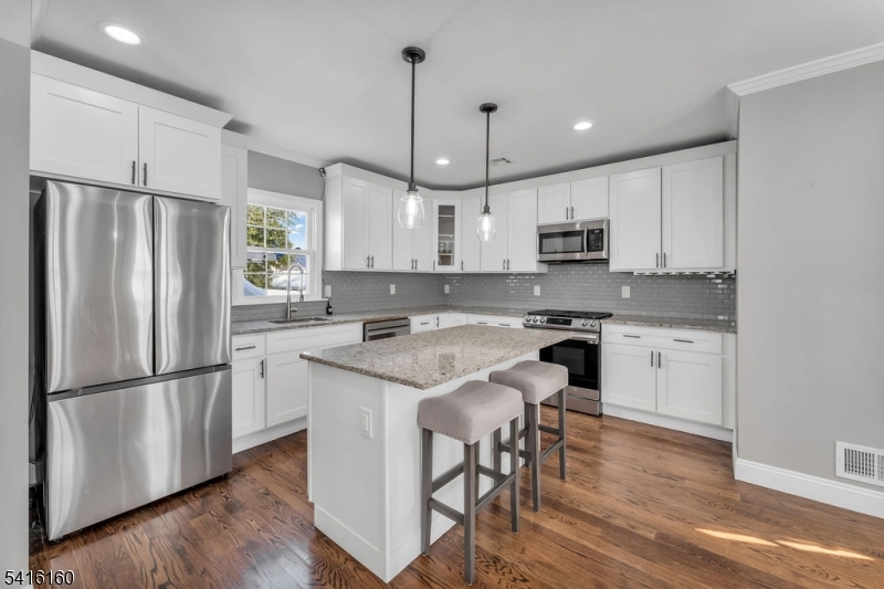 Redwood - Residential