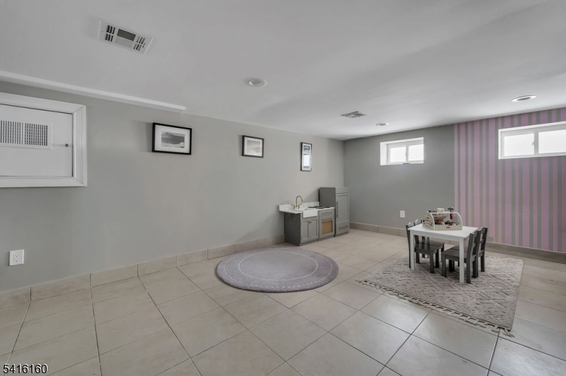 Redwood - Residential