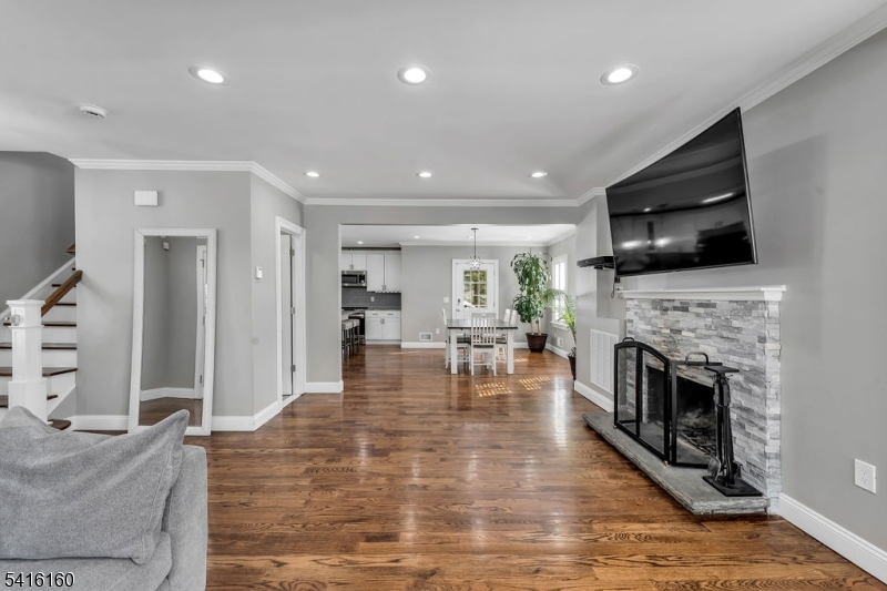 Redwood - Residential