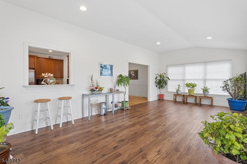 Country Classics - Residential