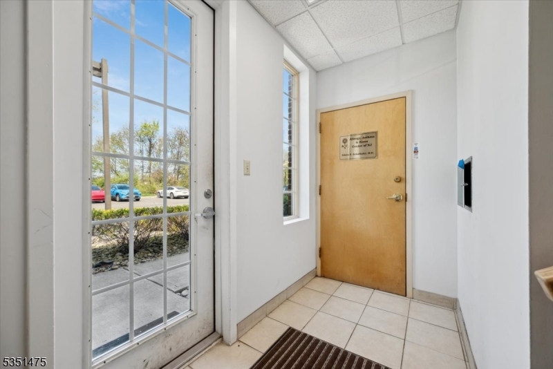 Hillsborough Twp., New Jersey 08844, United States, ,Commercial,Active,116184