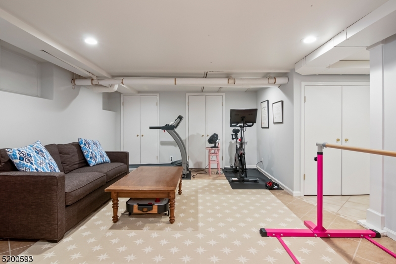 Old Short Hills - Residential