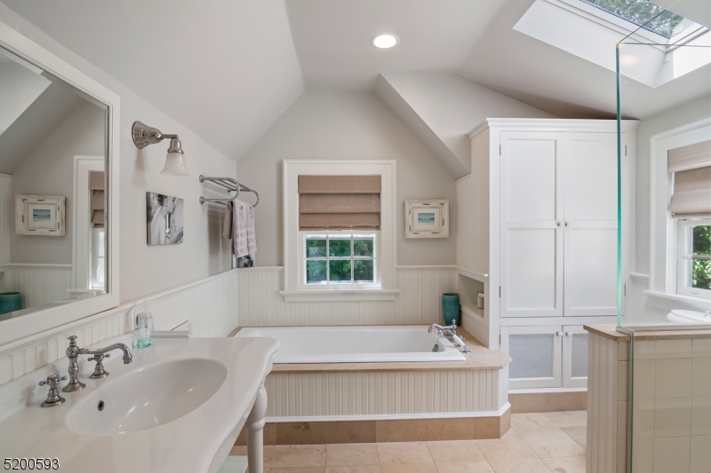 Old Short Hills - Residential