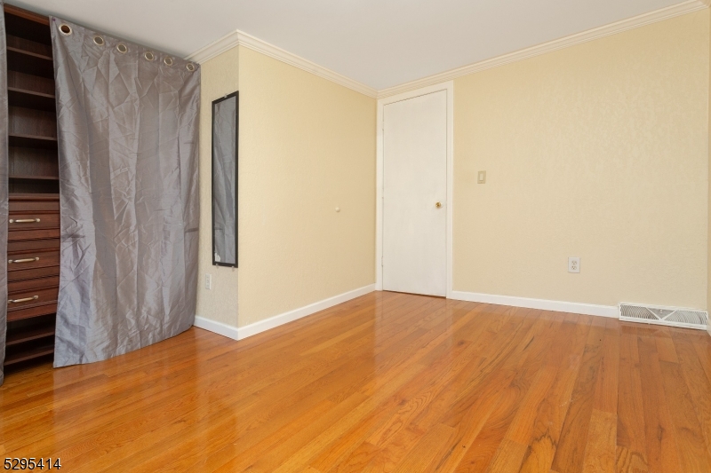 Lake Hiawatha - Residential Lease