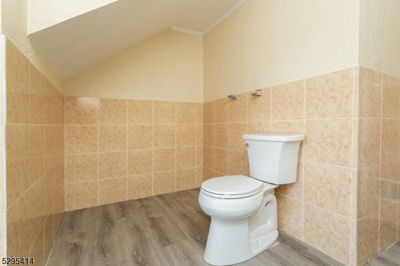 Lake Hiawatha - Residential Lease