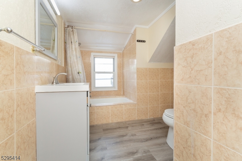 Lake Hiawatha - Residential Lease