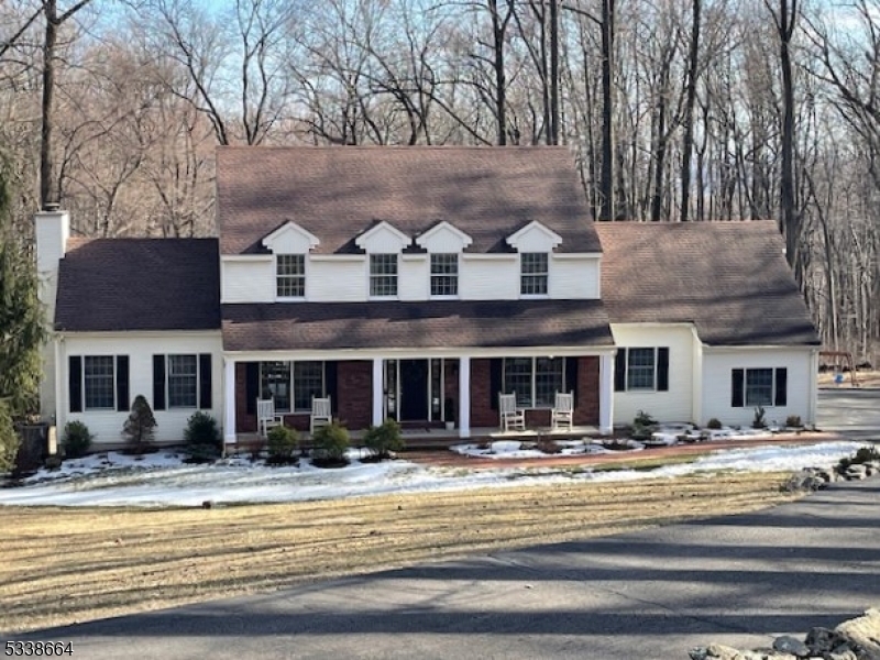 Bethlehem Twp., New Jersey 08802, United States, 4 Bedrooms Bedrooms, ,3 BathroomsBathrooms,Residential,Pending,83727
