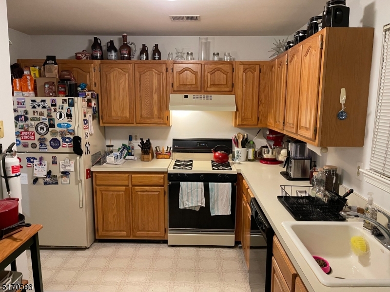 Hanover Hills - Residential Lease