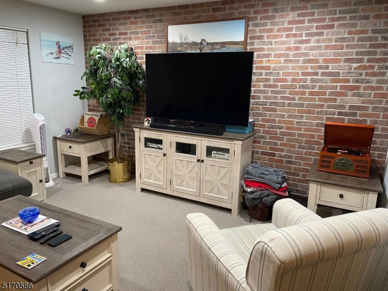 Hanover Hills - Residential Lease