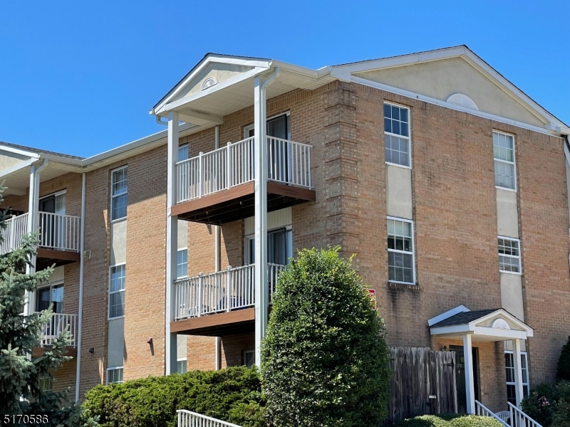 Hanover Hills - Residential Lease