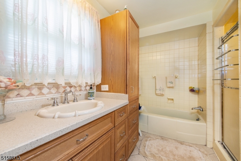 Indian Lake - Residential