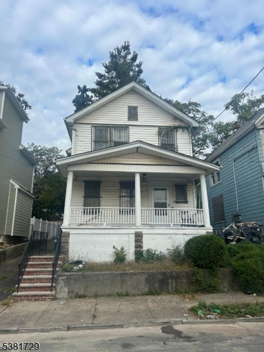 Serious value-add opportunity in a strong, desirable location. This 3-bedroom property offers solid bones, spacious layout, and clear upside for investors looking to renovate and maximize ARV. Rear bedroom includes a partially completed additional bathroom, creating the potential for 2.5 baths , a major value booster once finished. Ceiling repairs needed, but the structure presents a strong foundation for a profitable rehab. Ideal for cash buyers, contractors, or rehab financing. Perfect flip, BRRRR strategy, or long-term hold with forced appreciation potential. Excellent location near schools, shopping, and major transportation.