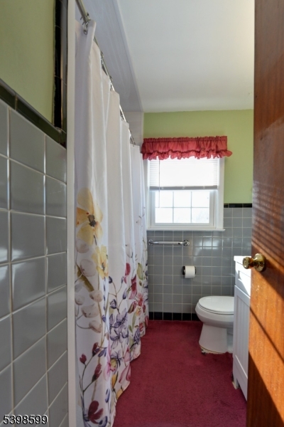 POMPTON PLAINS - Residential