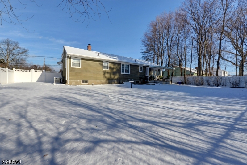 POMPTON PLAINS - Residential