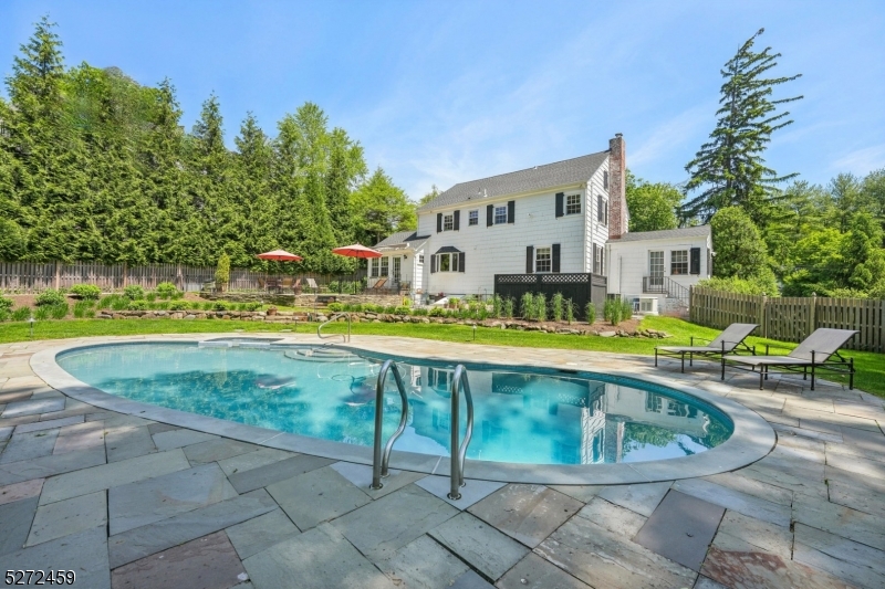 FARLEY ROAD - Residential