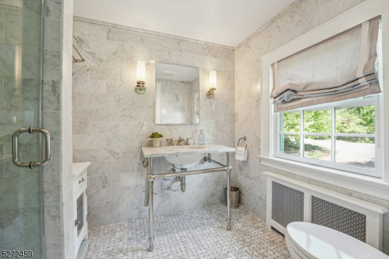 FARLEY ROAD - Residential