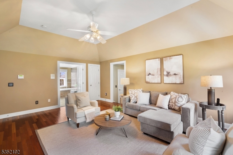 Beacon Hill - Residential