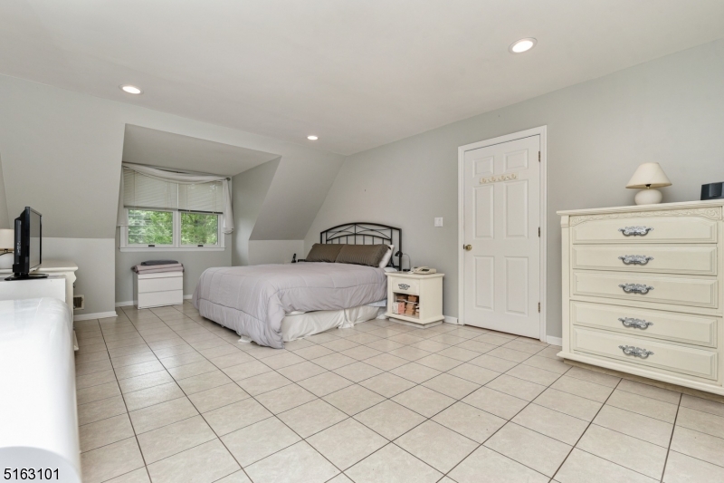 College - Residential