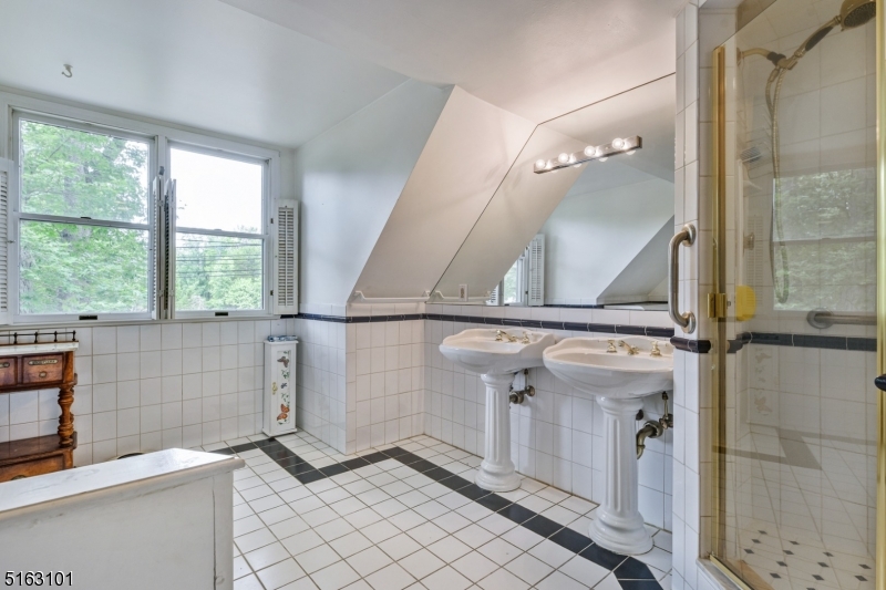 College - Residential